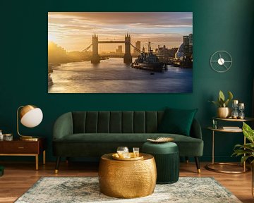 Tower Bridge au lever du soleil sur Erik van 't Hof