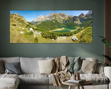 Unspoilt mountain world in the Sutjeska National Park - nature as pristine as it gets with Lake Herzsee by Fotografin Miriam Schwarzfischer
