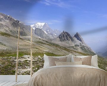 Mont-Blanc-Bergwelt und TMB-Panorama – atemberaubende Alpenfotografie mit Gletschern und Gipfeln. Jetzt das perfekte Alpen-Wandbild oder Leinwandmotiv online kaufen.
