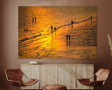 Une promenade le long de la plage pendant un coucher de soleil sur Jessica Berendsen