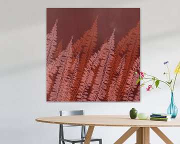 Herbstliche Botanik. Farnblätter in Terra, Weinrot, Neonpink. von Dina Dankers