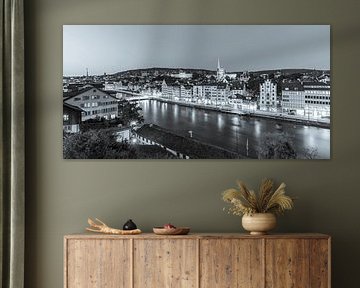 Zürich mit Limmat und Limmatquai bei Nacht - Schweiz von Werner Dieterich