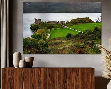 château de loch ness urquhart sur Stefan Havadi-Nagy