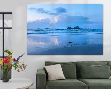 Blaue Stunde am Strand von Kerfissien, Bretagne von Christian Müringer