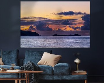 Coucher de soleil sur la mer du Nord au large des îles Shetland sur Rico Ködder