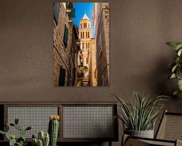 Split's narrow streets and St. Domunius by Heleen Pennings