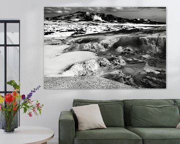 Krafla geothermisch landschap, IJsland (zwart-wit)