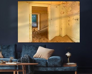 Das verlassene Dorf Kolmanskop in Namibia von Peter van Vuuren