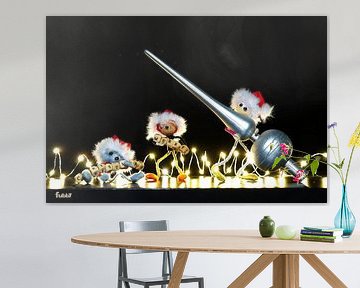 Fubby est dans l'esprit de Noël avec des décorations de Noël. sur Sailographic Paula