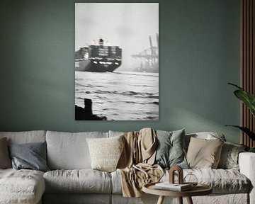 Bateau dans la mer de brouillard