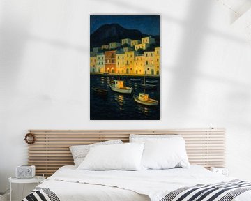 Capri, paysage nocturne et tranquille - Bateaux sous les façades dorées