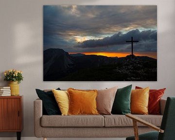 Le coucher de soleil et l'embrasement des Alpes sont les moments de lumière les plus magiques de la montagne : chauds, lumineux, émotionnels et parfaits pour des peintures murales d'ambiance.