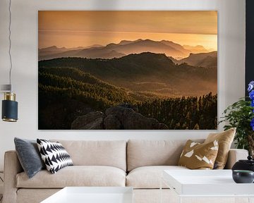 Gran Canaria: Valleys in warm evening light by Sven Hilscher