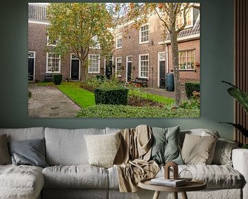 A hidden courtyard by Lydia Hoogland