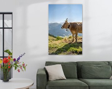 Vache suisse dans les Alpes de Davos sur Leo Schindzielorz