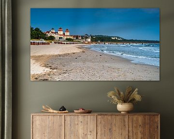 Ein Blick auf den Strand von Binz in Richtung Seebrücke