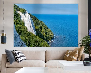 Vue sur le Koenigsstuhl depuis le point de vue de Victoria sur les falaises de craie de la mer Baltique. sur Andreas Völkel