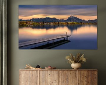 Lever de soleil au lac Hopfensee, Bavière, Allemagne