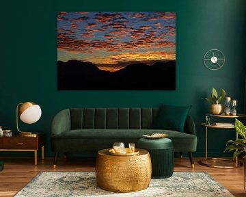 Dawn in the Alps - atmospheric mountain photography in the first light of day. by Miriam Schwarzfischer Fotografie