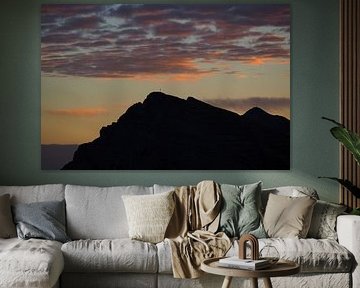 Dawn in the Alps - atmospheric mountain photography in the first light of day. by Miriam Schwarzfischer Fotografie