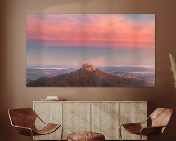 Burg Hohenzollern bei Sonnenaufgang, Baden-Württemberg, Deutschland von Henk Meijer Photography