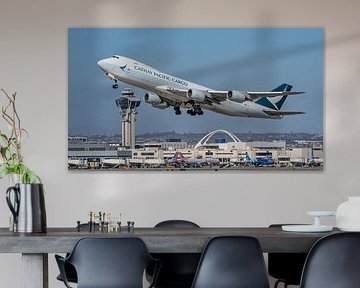 Cathay Pacific Cargo Boeing 747-8 vrachtvliegtuig. van Jaap van den Berg