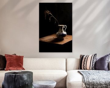 Still life with vase and wilted flower by SO fotografie