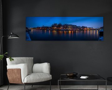 Blick auf den Fluss Amstel (Westseite) in Amsterdam, 2021 - 2 von Amsterdam.Photos