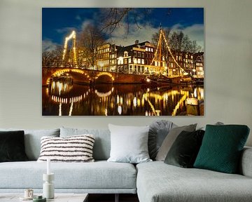 Amsterdam verlichte klassieke zeilboten in de grachten van het centrum van Sjoerd van der Wal Fotografie