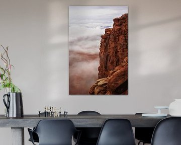 Uitkijkend over de wolken van Martin Podt