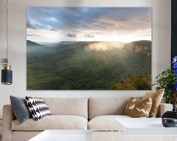 Ciel de soirée aux couleurs vives près des Three Sisters, Echo Point, Australie. sur Jiri Viehmann