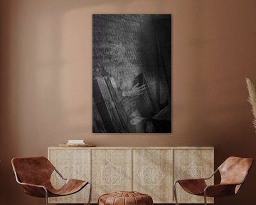 Stadse Echo: Gelaagdheid en Reflectie in Zwart-Wit van Photographylahuis door Dirk Lahuis