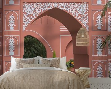 Sierlijke Roze Boog – Sunflower Surprise Tentoonstelling