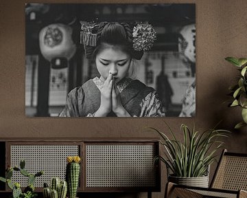 spiritual japan praying Geisha