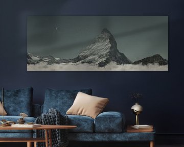 Digitale Komposition des majestätischen Matterhorns bei Nacht mit Halbmond und Sternenhimmel von Besa Art