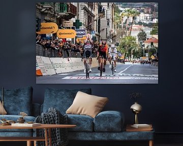 Mathieu van der Poel gewinnt Mailand - Sanremo