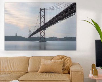 Ponte 25 de Abril Lissabon – Ruhige Langzeitbelichtung der ikonischen Brücke über dem Tejo