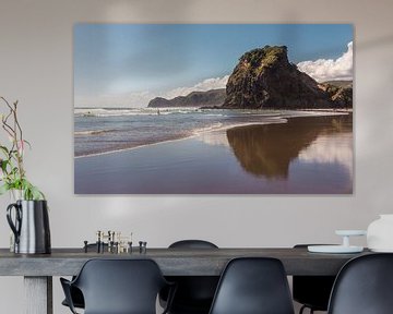 Lion Rock - Piha Beach by WvH