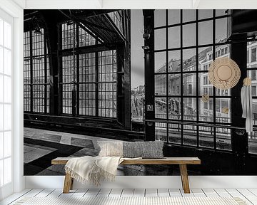 Station Friedrichstraße in Berlijn monochroom van Jenco van Zalk