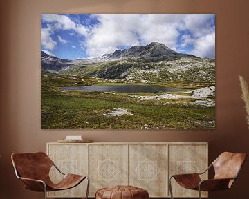 Spectaculaire paysage alpin suisse avec glacier - des montagnes puissantes, une glace éclatante et une atmosphère de haute montagne impressionnante. Un motif fort pour les vrais amoureux des Alpes.