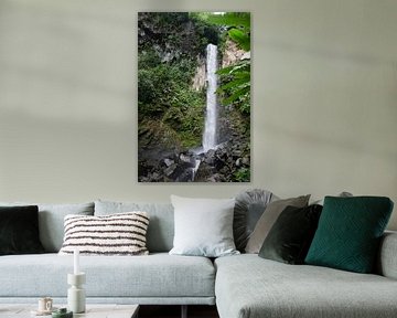 Waterval in Costa Rica sur Maurits Kuiper