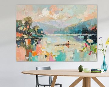 Kayak orange sur un lac tranquille