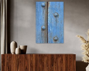 Blauwe industriële textuur - roest, klinknagels & patina in een vintage look van Rolf Schnepp