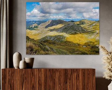 Ongerepte wildernis, eeuwenoude bossen en indrukwekkende berglandschappen: Het Nationaal Park Sutjeska laat de natuur van Bosnië van zijn meest ongerepte en spectaculaire kant zien. van Miriam Schwarzfischer Fotografie