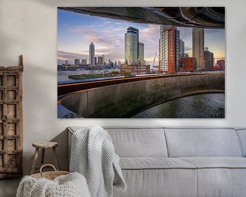 Mooiste uitzicht van Rotterdam, een doorkijkje vanaf de Tornado op het dak van het FENIX musseum van Leon Okkenburg