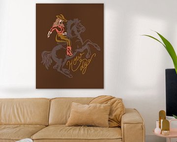 Cowgirl chevauchant un cheval d'élevage