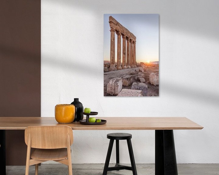 Sfeerimpressie: Romeinse Tempel van Jupiter - Baalbek, Libanon van Bart van Eijden