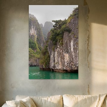 Ha Long Bay, Vietnam von Gijs de Kruijf