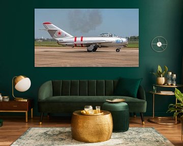 Mikoyan-Gurevich Mig-17F Fresco.