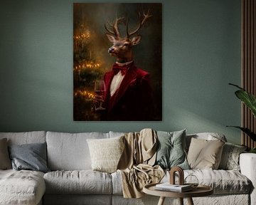 Elegant winterportret van een stijlvol rendier met rood fluwelen jasje en feestelijke kerstsfeer